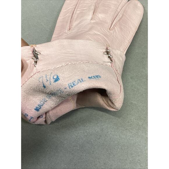 Saks Fifth Ave Wear Right Exclusive Real Kid Pink Women’s Gloves - 7.5 - France - Picture 11 of 11